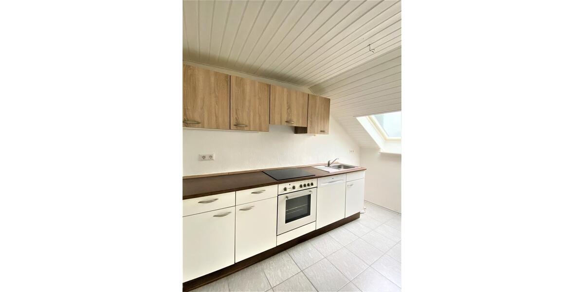 Dachgeschoßwohnung Buseck - 1 Zimmer, 17 m&sup2;, 400&euro; | Angebot:24799997