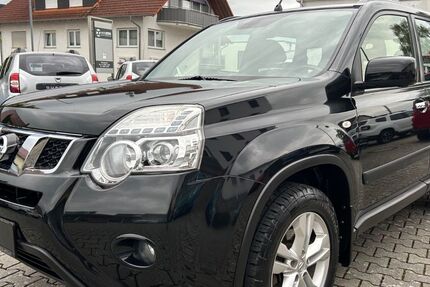 Nissan X-Trail 208.426 km 8.450 &euro; Butzbach 35510
