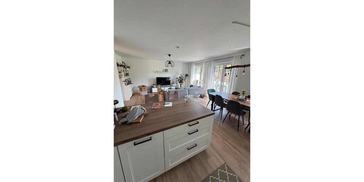 Etagenwohnung Braunfels - 3.5 Zimmer, 100 m&sup2;, 1.200&euro; | Angebot:26254521