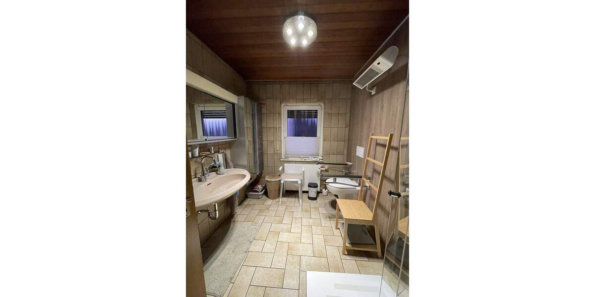 Mehrfamilienhaus, Wohnhaus Hohenahr / Erda Erda - 1 Zimmer, 226 m&sup2;, 395.000&euro; | Angebot:25777168