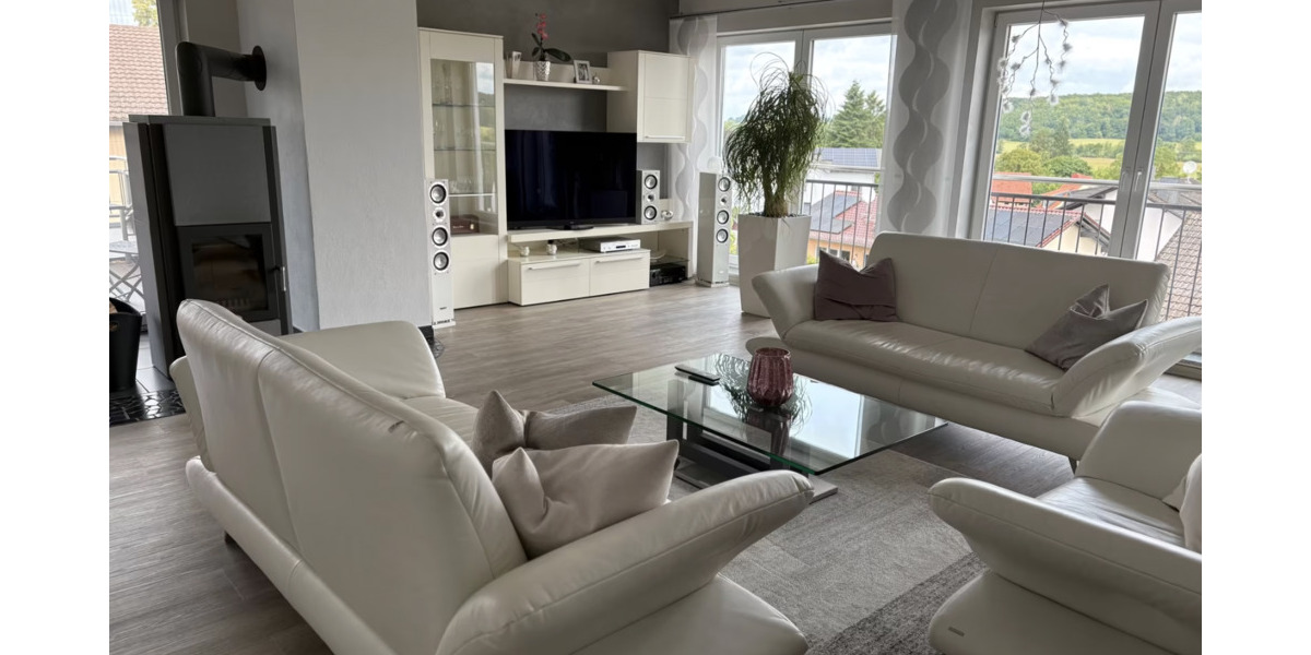 Etagenwohnung Reiskirchen Hattenrod - 7 Zimmer, 250 m&sup2;, 670.000&euro; | Angebot:26794222