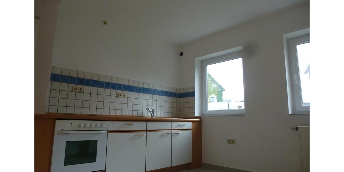 Erdgeschoßwohnung Weilburg - 2.5 Zimmer, 129 m&sup2;, 600&euro; | Angebot:26367346