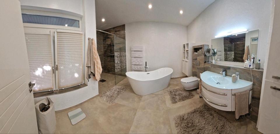 Einfamilienhaus Weilburg - 8 Zimmer, 230 m&sup2;, 385.000&euro; | Angebot:25400660