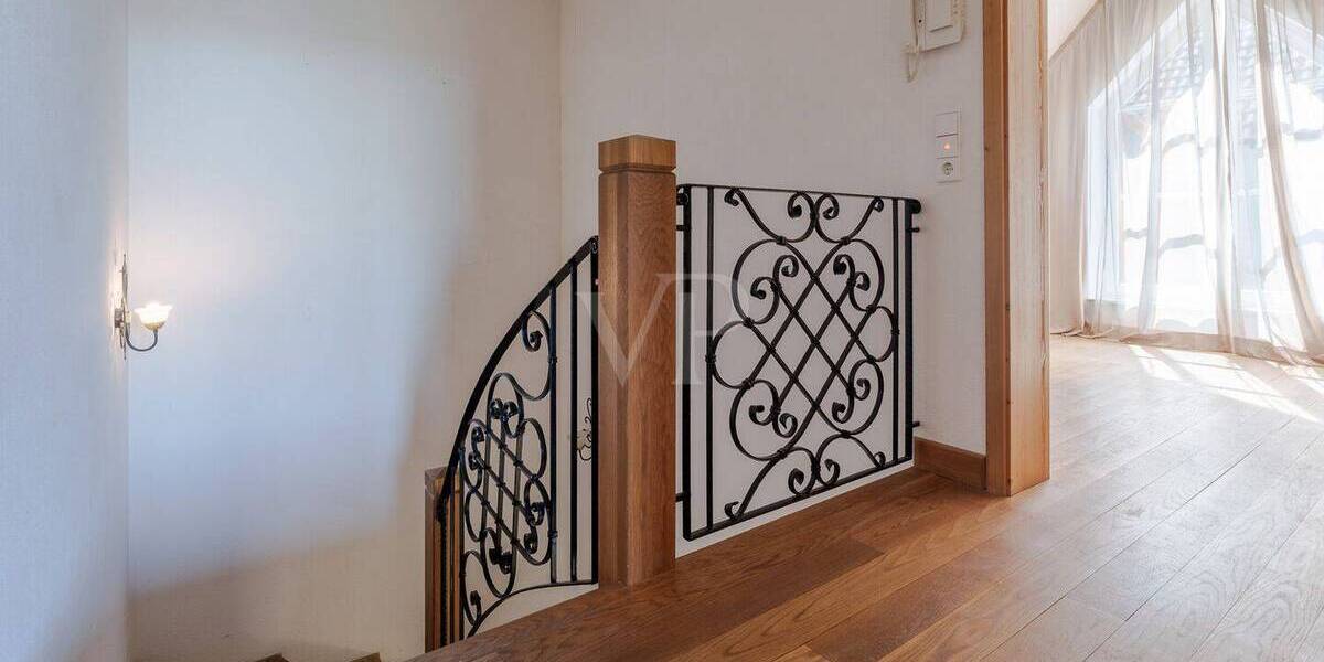 Mehrfamilienhaus, Wohnhaus Wehrheim - 8 Zimmer, 227 m&sup2;, 995.000&euro; | Angebot:25821282