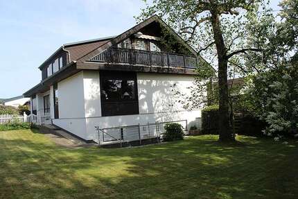Haus Leun - 15 Zimmer, 230 m&sup2;, 500.000&euro; | Angebot:26788677