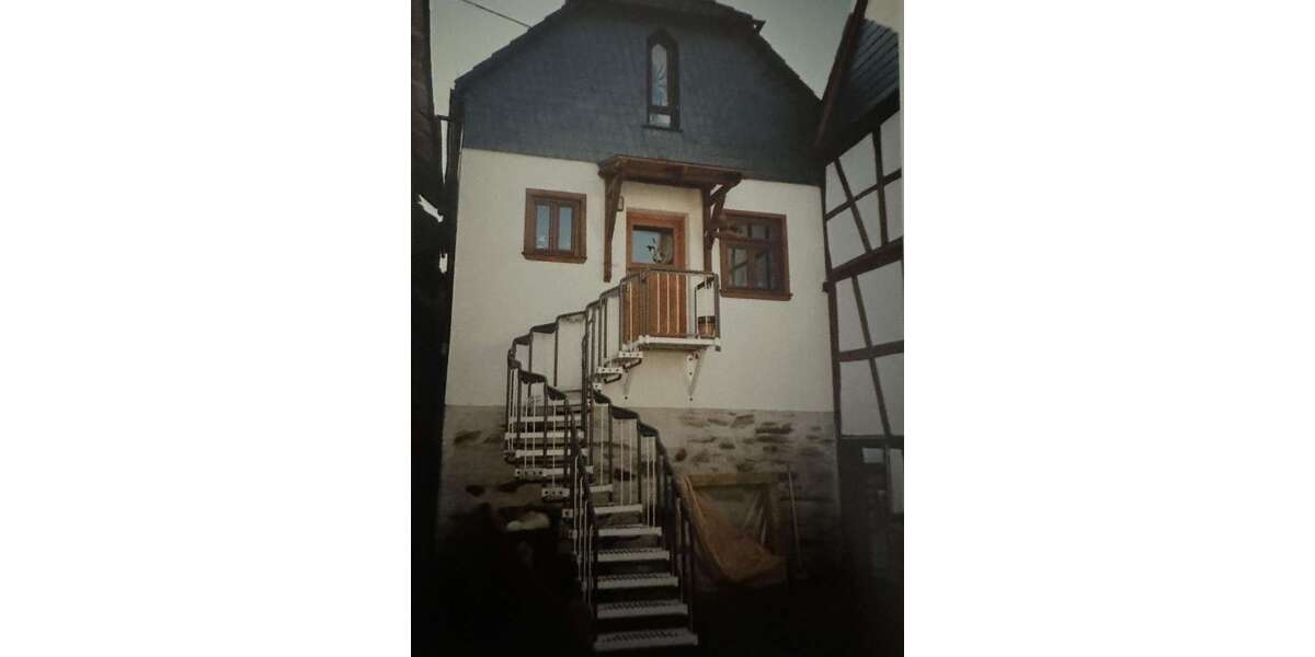 Einfamilienhaus Grävenwiesbach - 3 Zimmer, 80 m&sup2;, 750&euro; | Angebot:27385227