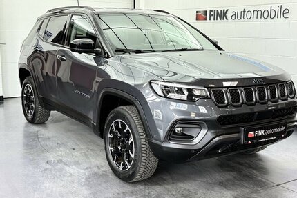 Jeep Compass Trailhawk Plug-In Hybrid 4WD 1.Hand LED 27.100 km 24.390 &euro; Lich 35423
