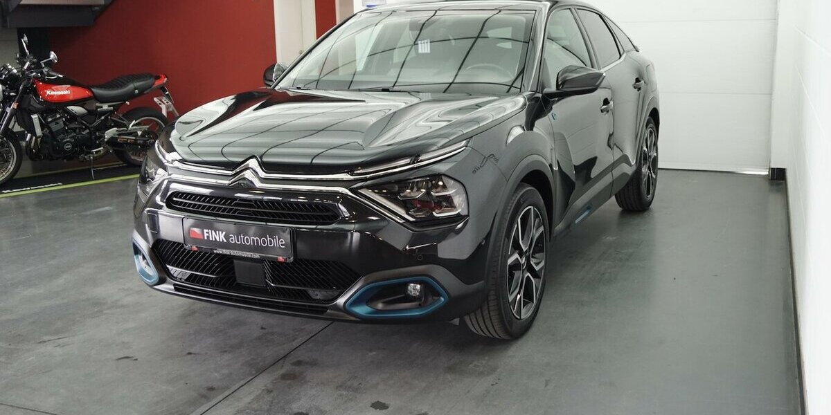 Citroen C4 e- 136 Shine 50 KWh LED CARPLAY 43.800 km 17.320 &euro; Lich 35423