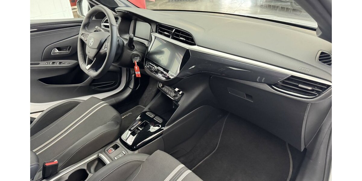 Opel Corsa GS 1.2 Turbo 1.Hand Sitzheizung Carplay 8.600 km 17.890 &euro; Lich 35423