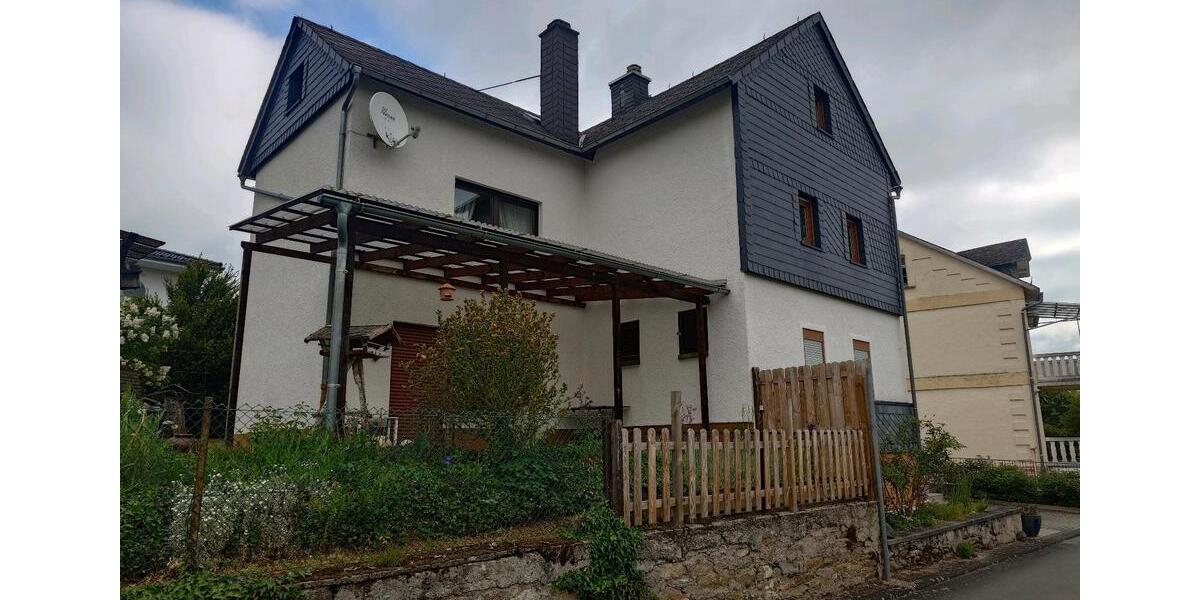 Einfamilienhaus Aßlar - 8 Zimmer, 150 m&sup2;, 350.000&euro; | Angebot:26496954