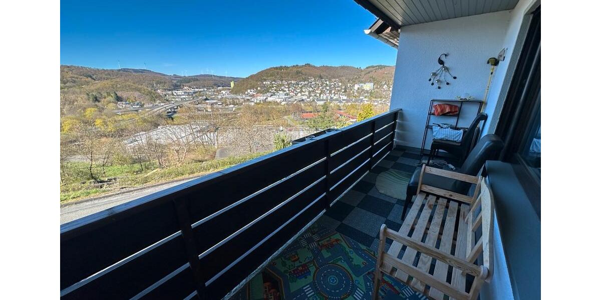 Einfamilienhaus Dillenburg - 8 Zimmer, 143 m&sup2;, 365.000&euro; | Angebot:26088706