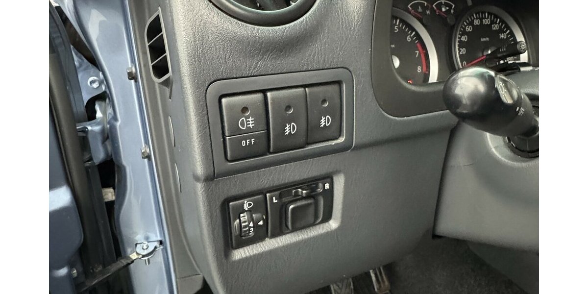 Suzuki Jimny FJ Lim. 1.3 AHK Sitzheizung Klimaanlage 84.150 km 15.890 &euro; Lich 35423