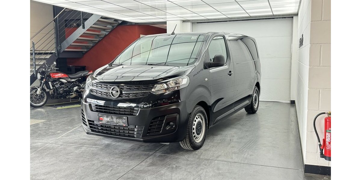 Opel Vivaro Cargo 1.5 D Edition M 1.Hand Sitzhzg 9.900 km 21.520 &euro; Lich 35423