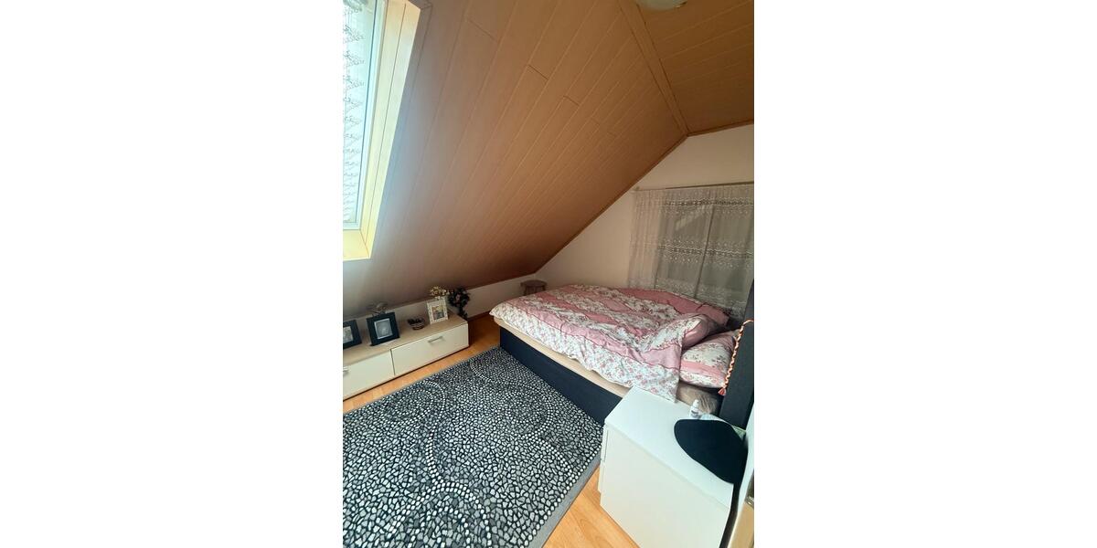 Etagenwohnung Mittenaar - 3 Zimmer, 90 m&sup2;, 730&euro; | Angebot:25099786