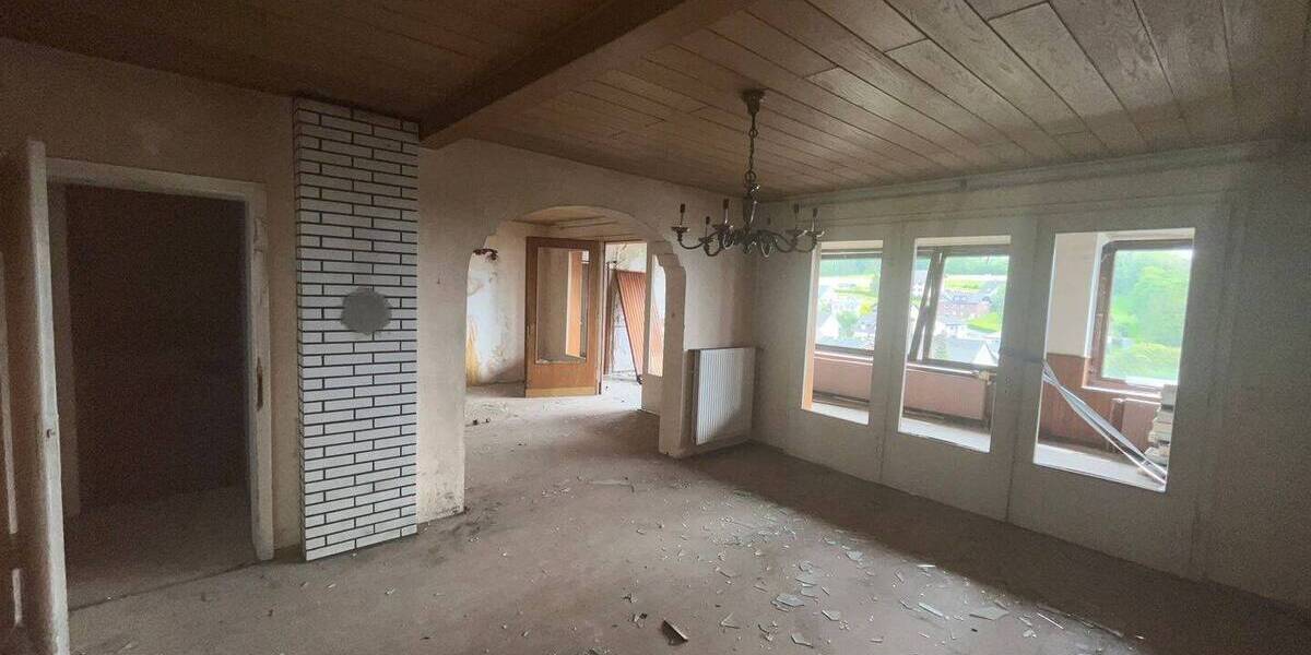 Mehrfamilienhaus, Wohnhaus Waldbrunn (Westerwald) / Fussingen Fussingen - 1 Zimmer, 250 m&sup2;, 85.000&euro; | Angebot:26155212