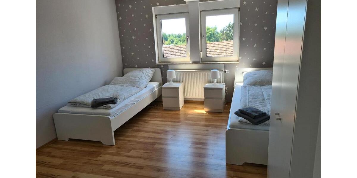 Einfamilienhaus Wölfersheim - 8 Zimmer, 150 m&sup2;, 6.600&euro; | Angebot:25353961