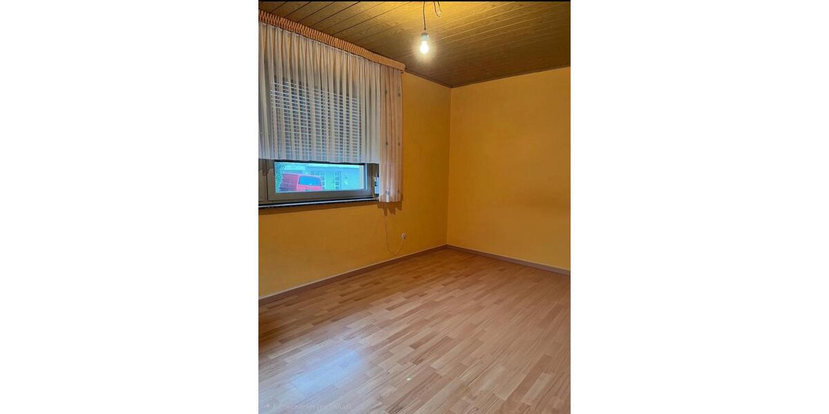 Einfamilienhaus Löhnberg - 5 Zimmer, 124 m&sup2;, 165.000&euro; | Angebot:27112568