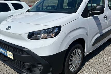 Toyota Proace (Verso) 4.872 km 23.850 &euro; Butzbach 35510