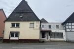 HANDWERKERPERLE MIT POTENZIAL ZUM KLEINEN PREIS - Mehrfamilienhaus, Wohnhaus Solms | Angebot:26997726