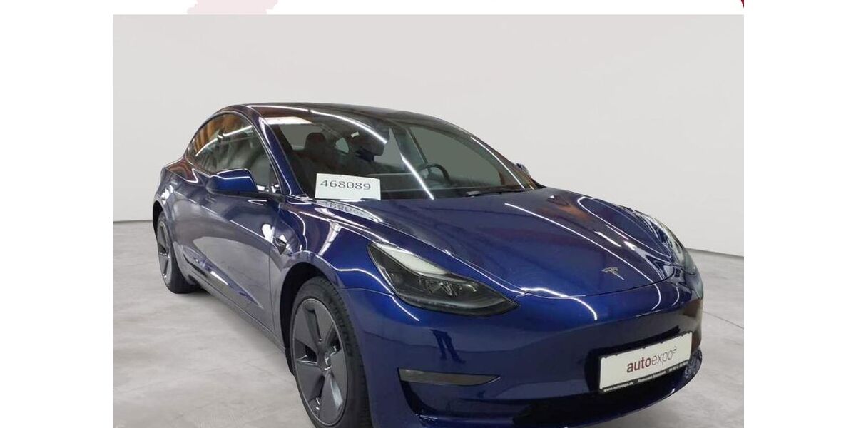 Tesla Model 3 87.313 km 26.789 &euro; Fernwald-Steinbach 35463