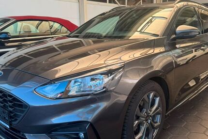 Ford Focus 44.769 km 15.999 &euro; Münzenberg Gambach 35516