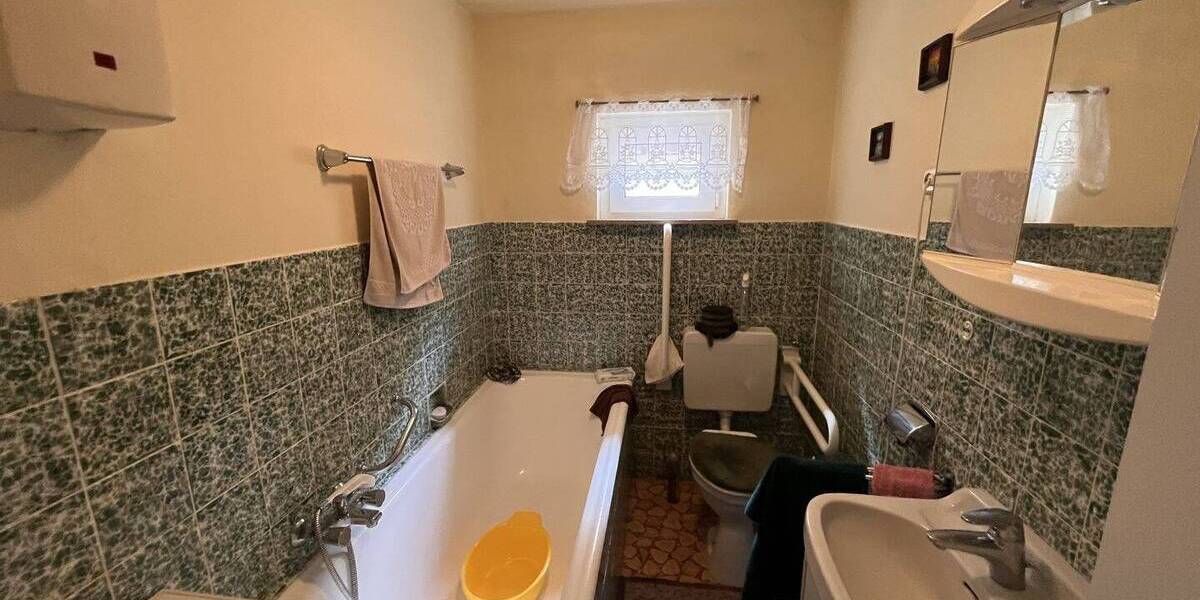 Einfamilienhaus Greifenstein Beilstein - 5 Zimmer, 150 m&sup2;, 109.000&euro; | Angebot:25667516