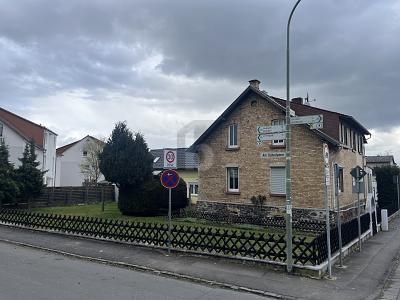VIEL PLATZ, VIELE MÖGLICHKEITEN - Mehrfamilienhaus, Wohnhaus Hungen | Angebot:26125345