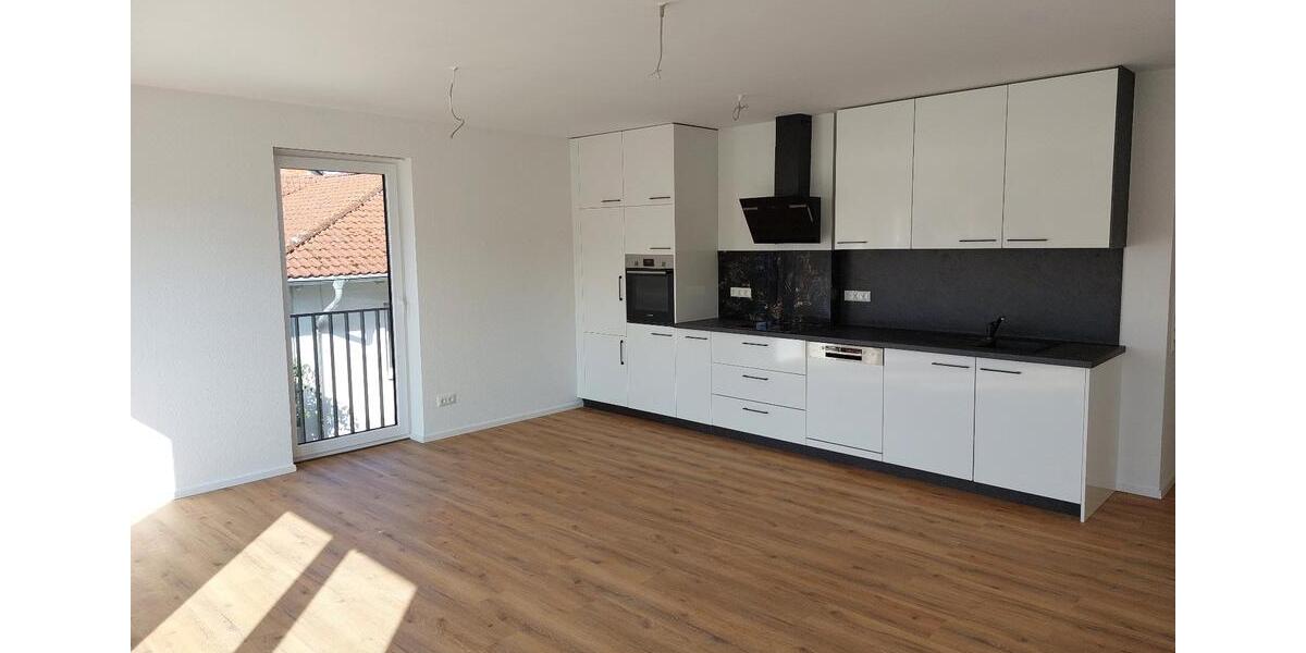 Etagenwohnung Leun - 2 Zimmer, 77 m&sup2;, 980&euro; | Angebot:25792446