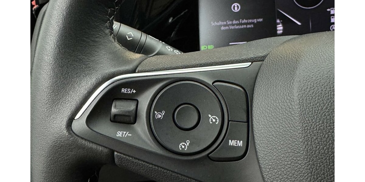 Opel Grandland GS Line 1.2 Turbo 130 LED Carplay Navi 8.700 km 19.840 &euro; Lich 35423