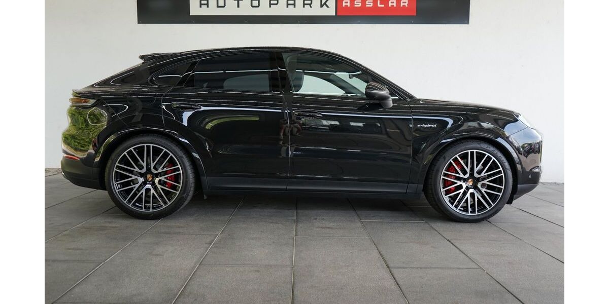 Porsche Cayenne 28.400 km 110.880 &euro; Asslar 35614