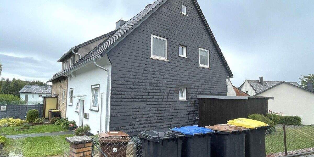 Einfamilienhaus Driedorf / Roth Roth - 6 Zimmer, 132 m&sup2;, 250.000&euro; | Angebot:25665445