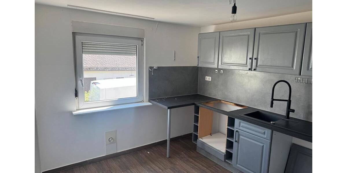 Doppelhaushälfte Haiger - 7 Zimmer, 100 m&sup2;, 125.000&euro; | Angebot:26941775