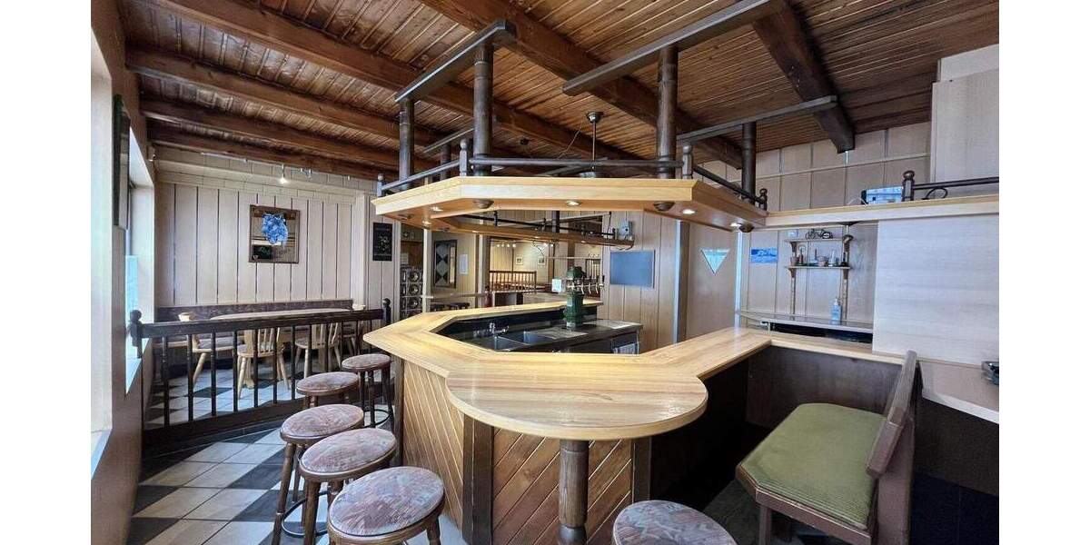 Einfamilienhaus Schöffengrund Schwalbach - 1 Zimmer, 269 m&sup2;, 550.000&euro; | Angebot:25730284