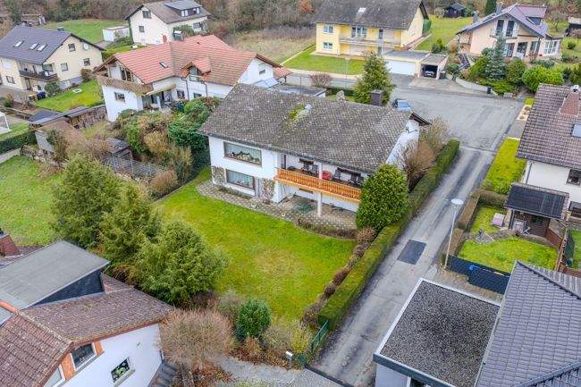 Einfamilienhaus Solms Burgsolms - 5 Zimmer, 207 m&sup2;, 464.000&euro; | Angebot:25662036