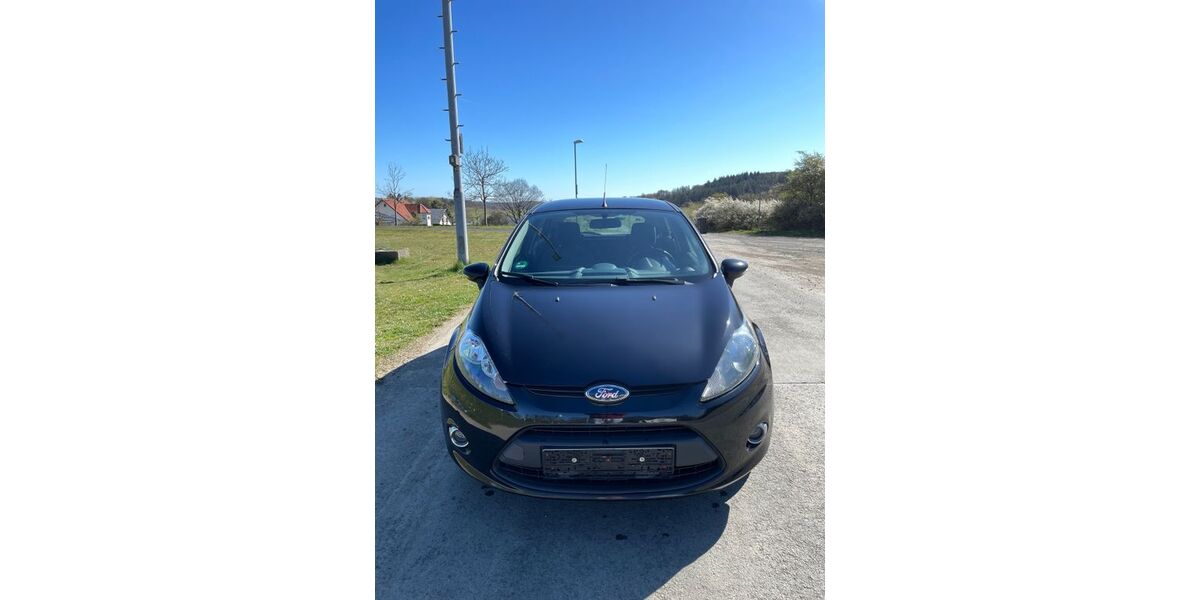 Ford Fiesta 93.500 km 6.300 &euro; Biebertal 35444