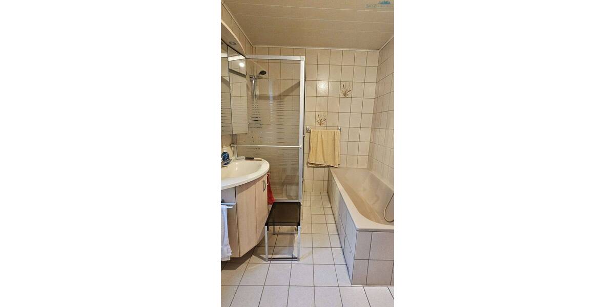 Einfamilienhaus Gießen Rödgen - 8 Zimmer, 186 m&sup2;, 439.000&euro; | Angebot:26128323