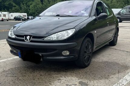 Peugeot 206 155.000 km 1.590 &euro; Gießen 35394
