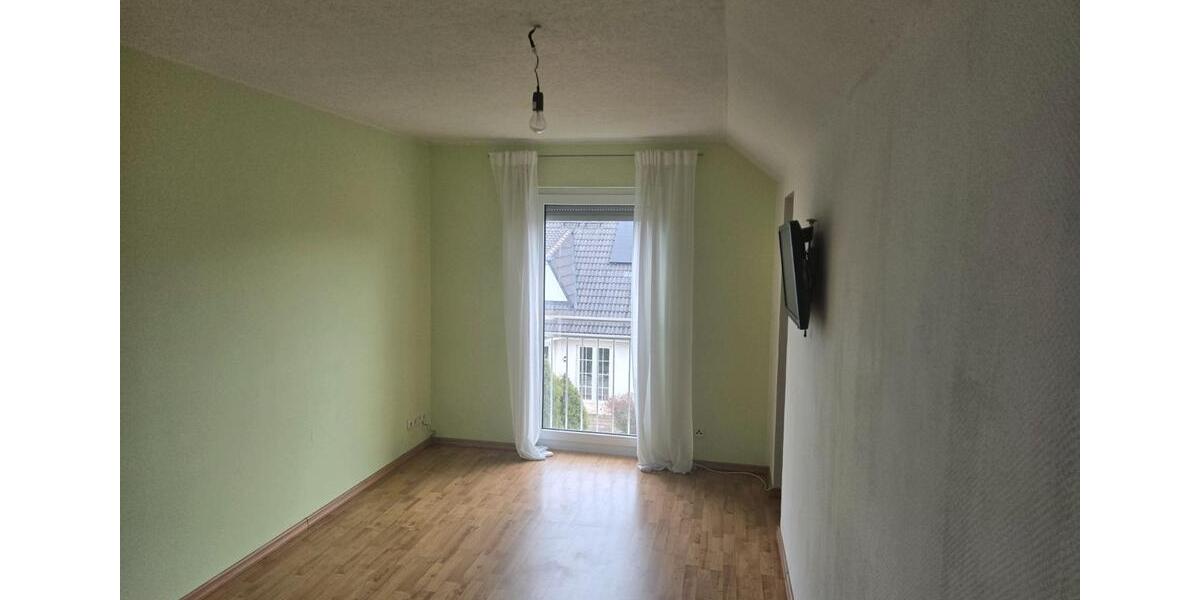 Einfamilienhaus Wölfersheim - 7 Zimmer, 230 m&sup2;, 549.000&euro; | Angebot:25979744