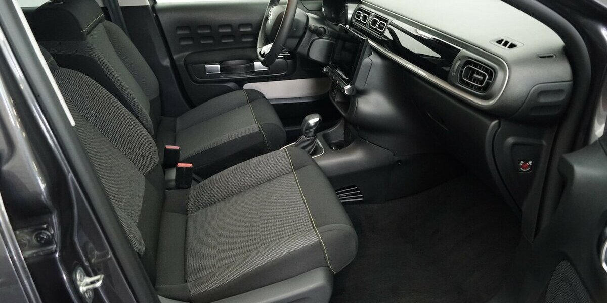 Citroen C3 Max PureTech 110 EAT6 CarPlay FULL LED 34.696 km 13.900 &euro; Lich 35423