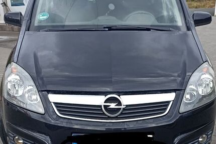 Opel Zafira 274.970 km 2.000 &euro; Haiger 35708