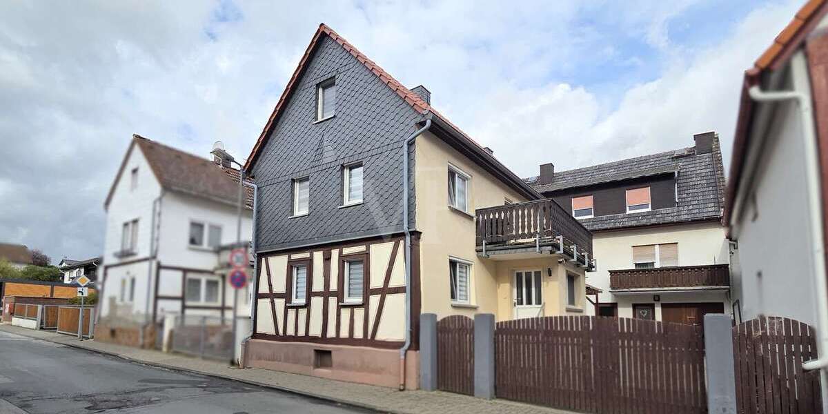 Einfamilienhaus Neu-Anspach Anspach - 11 Zimmer, 265 m&sup2;, 490.000&euro; | Angebot:24295076