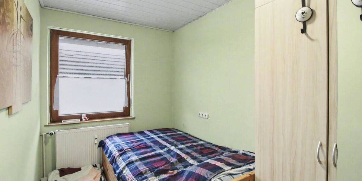 Mehrfamilienhaus, Wohnhaus Lich Bettenhausen - 6 Zimmer, 151 m&sup2;, 195.000&euro; | Angebot:26319289