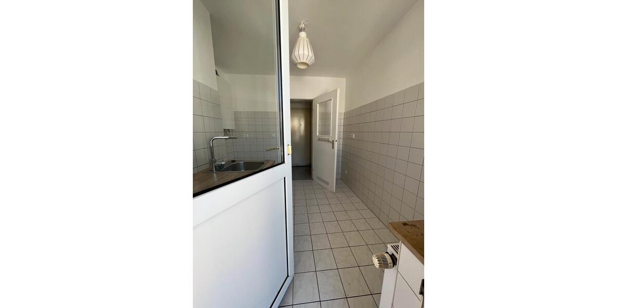 Etagenwohnung Gießen - 3 Zimmer, 70 m&sup2;, 925&euro; | Angebot:25420654