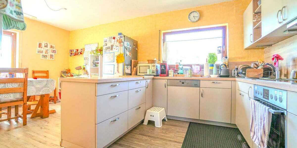 Einfamilienhaus mit ELW in Herborn OT mit Garten, Terrasse und Garage - Einfamilienhaus Herborn | Angebot:27332775