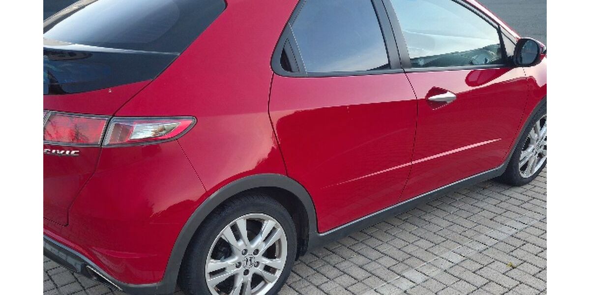 Honda Civic 119.053 km 7.000 &euro; Haiger 35708