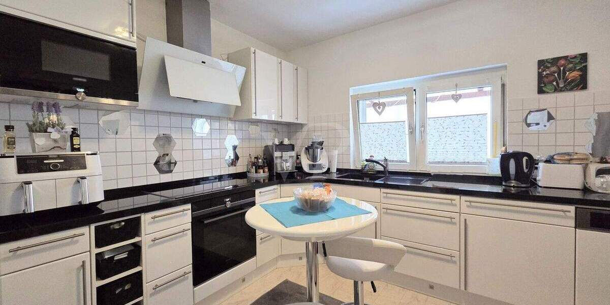 Einfamilienhaus Neu-Anspach Anspach - 1 Zimmer, 265 m&sup2;, 490.000&euro; | Angebot:25695530