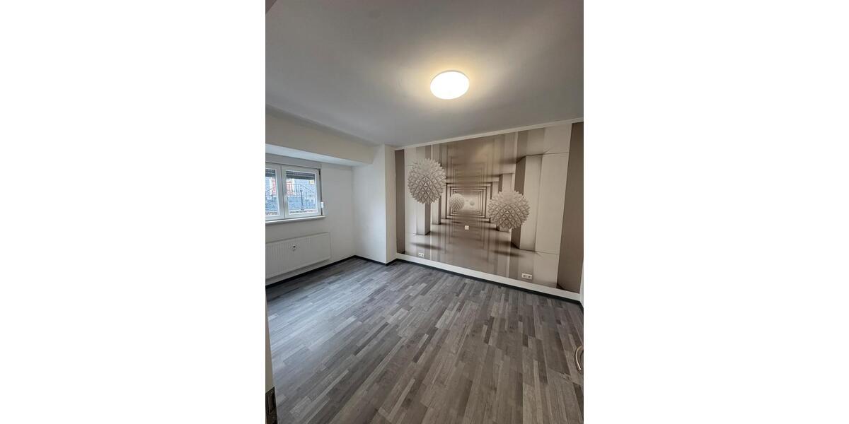 Erdgeschoßwohnung Sinn - 1 Zimmer, 70 m&sup2;, 910&euro; | Angebot:25943020