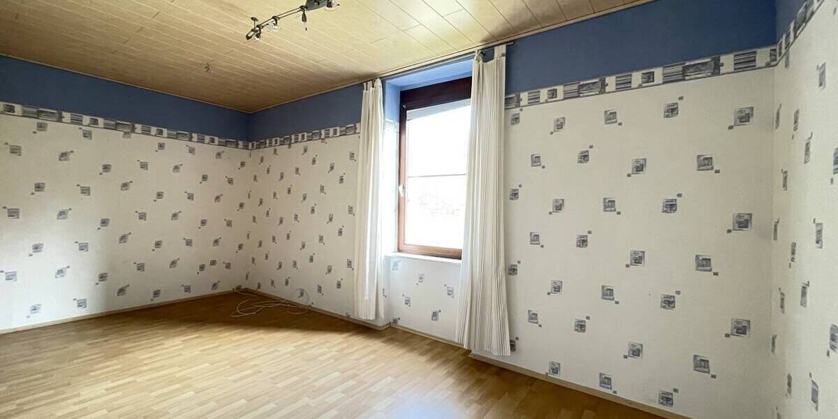 Reihenmittelhaus Breitscheid Erdbach - 1 Zimmer, 295 m&sup2;, 259.000&euro; | Angebot:26187467