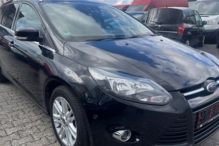 Ford Focus 200.000 km 4.000 &euro; Beselich- Obertiefenbach 65614