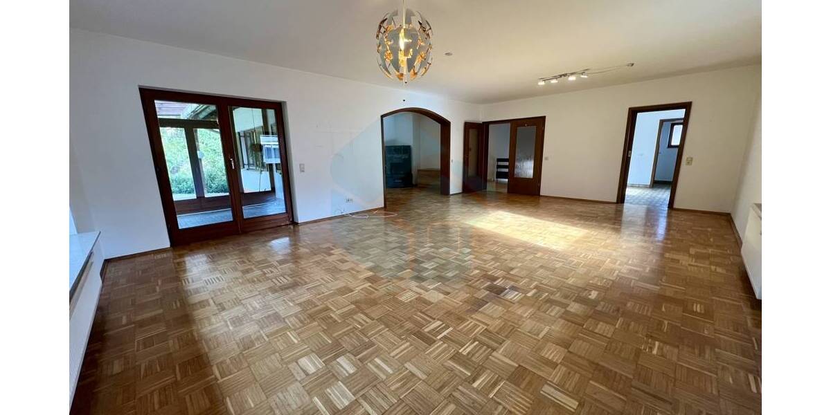 Bungalow Waldsolms / Brandoberndorf Brandoberndorf - 4 Zimmer, 145 m&sup2;, 399.000&euro; | Angebot:26155560